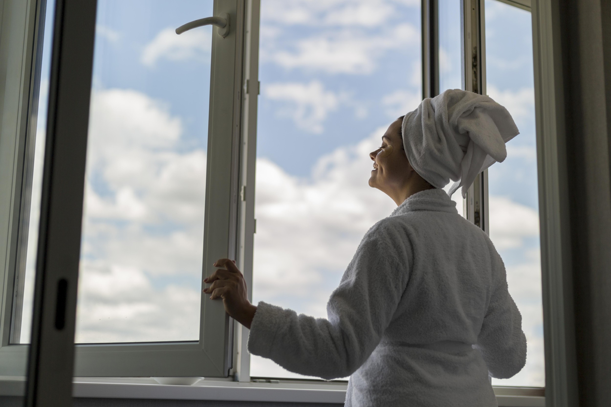 Comment choisir la bonne épaisseur de verre pour les fenêtres de votre maison
