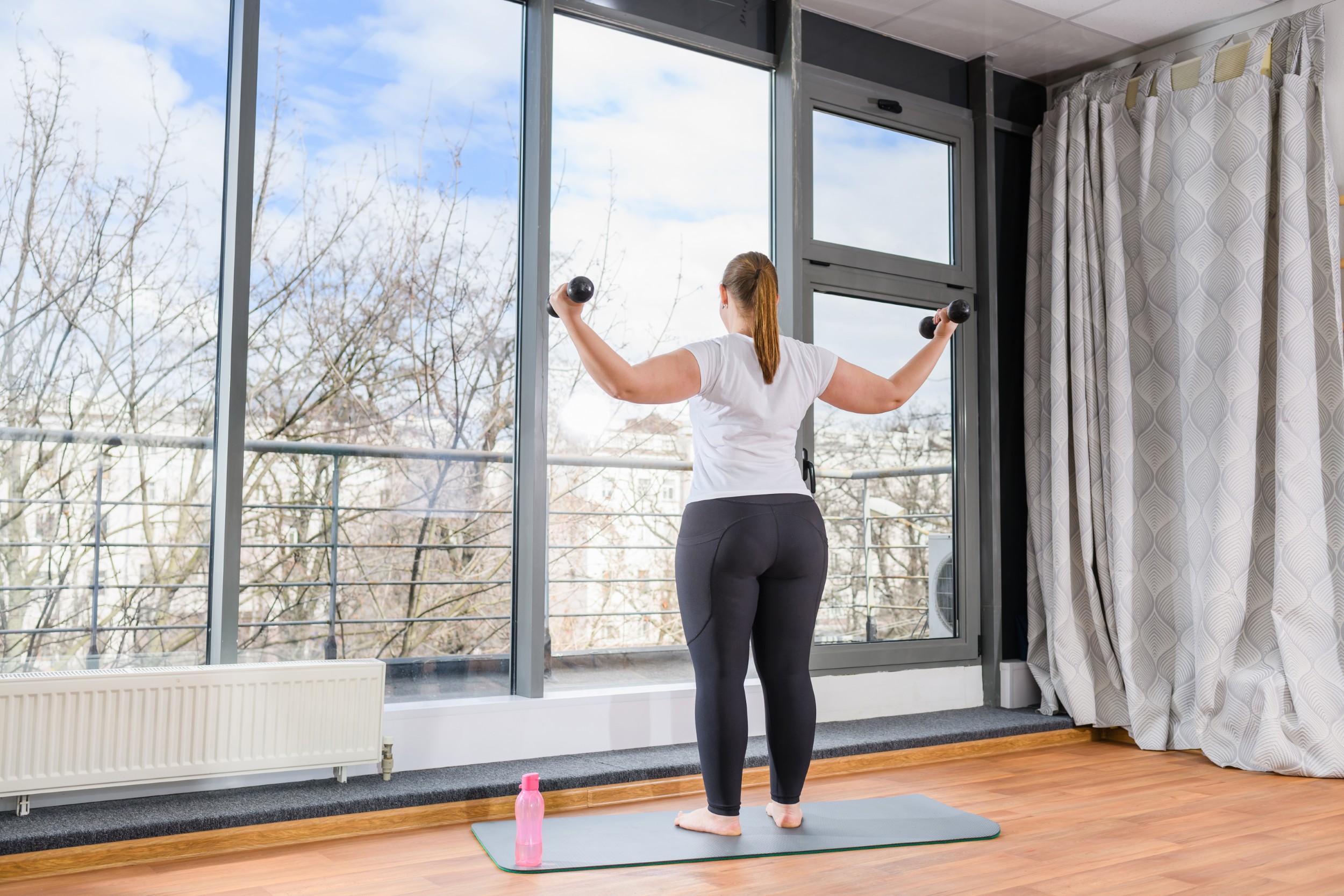 Double vitrage avec protection solaire – Comment garder la maison fraîche en été
